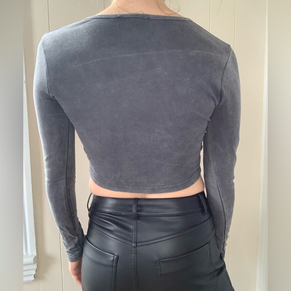 Missguided Mineral Wash Dark Gray Button Up Cropped Long Sleeve - Picture 4 of 16